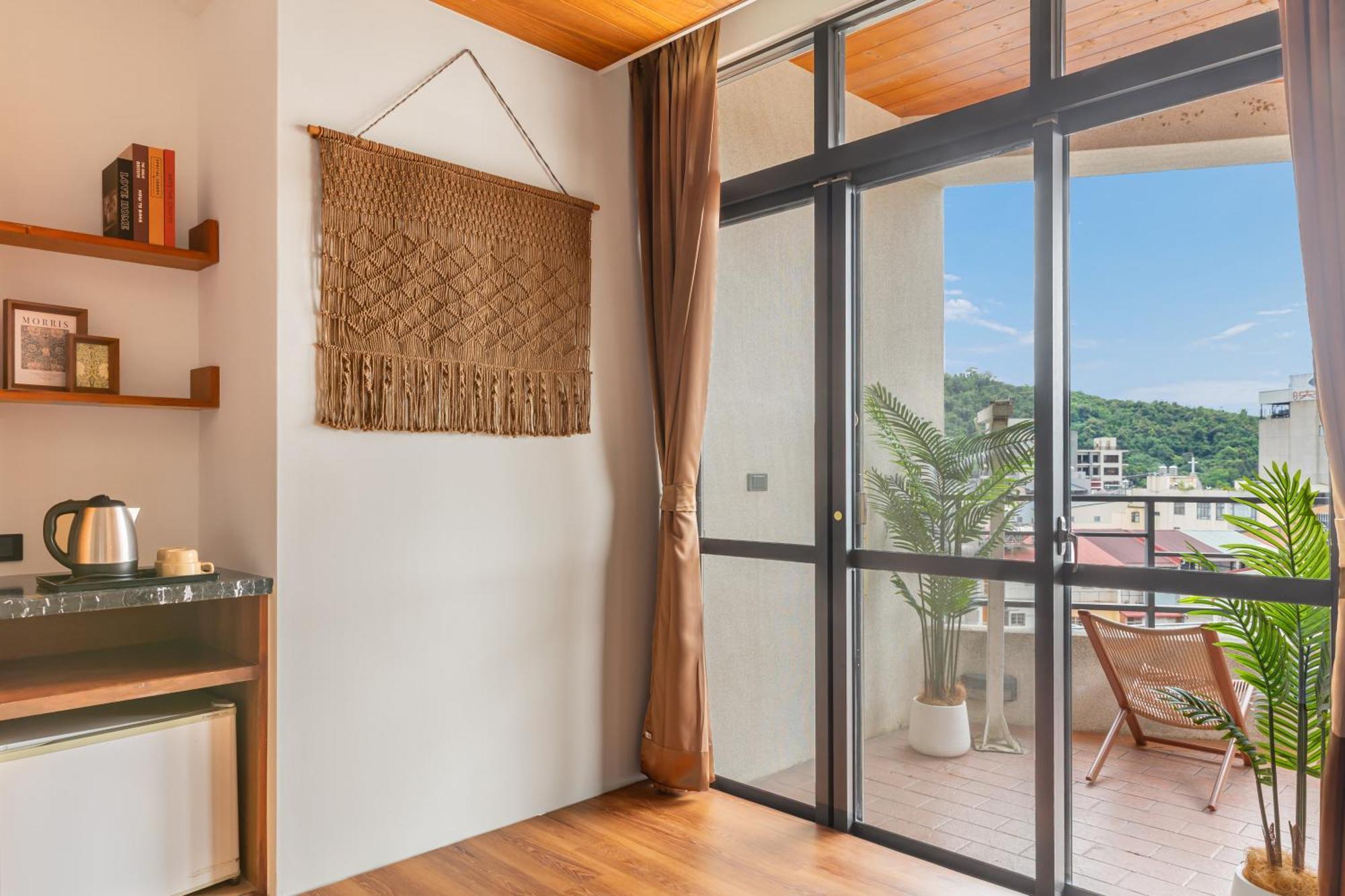 Sun Moon Lake Itathao Vacation Inn With Elevator Yuchi Exterior foto
