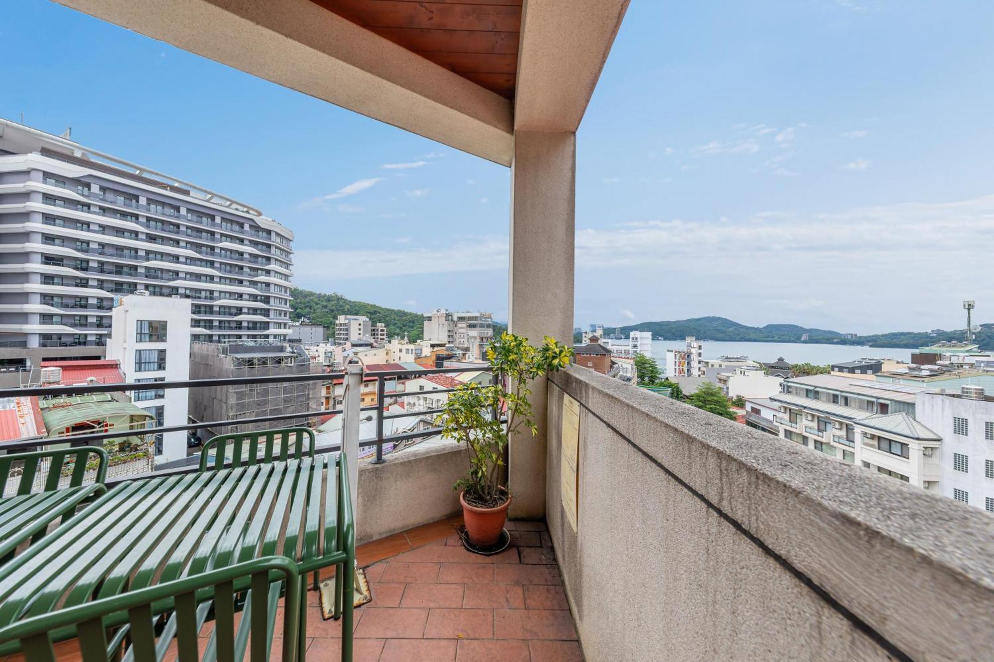 Sun Moon Lake Itathao Vacation Inn With Elevator Yuchi Exterior foto